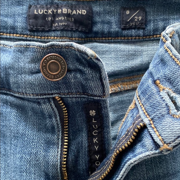 Lucky Brand jeans, Women’s 8/29 - Picture 2 of 2